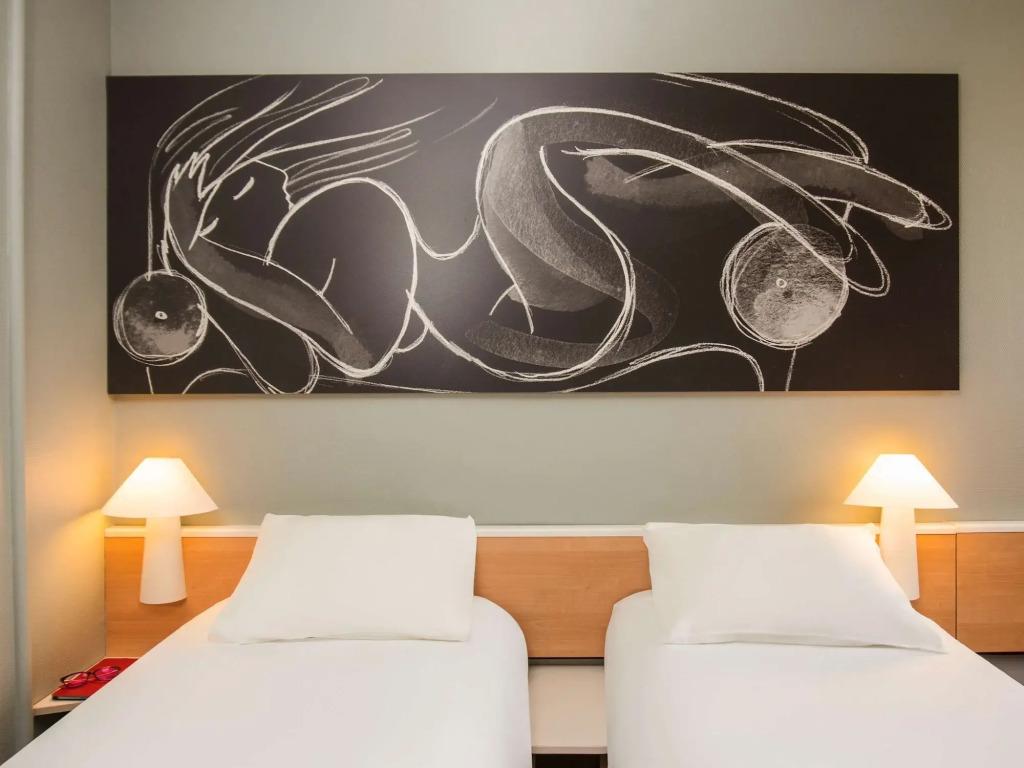 hotel image 16