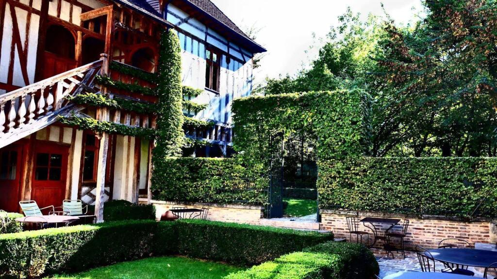hotel image 7