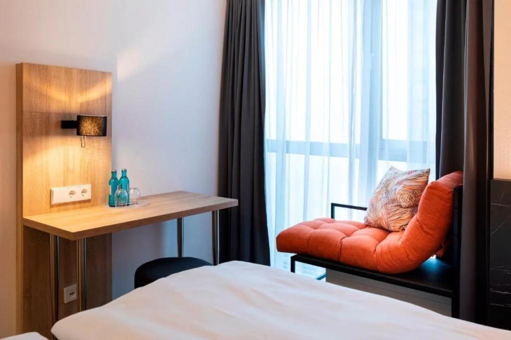 hotel image 12