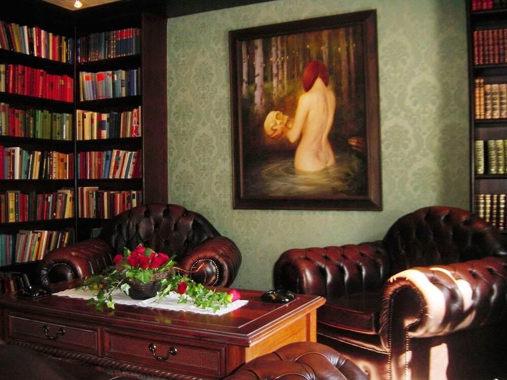 hotel image 16