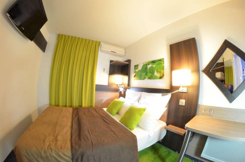 hotel image 12