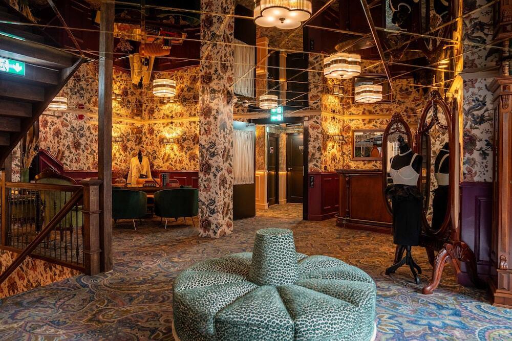 hotel image 10