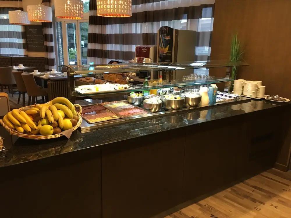 hotel image 16