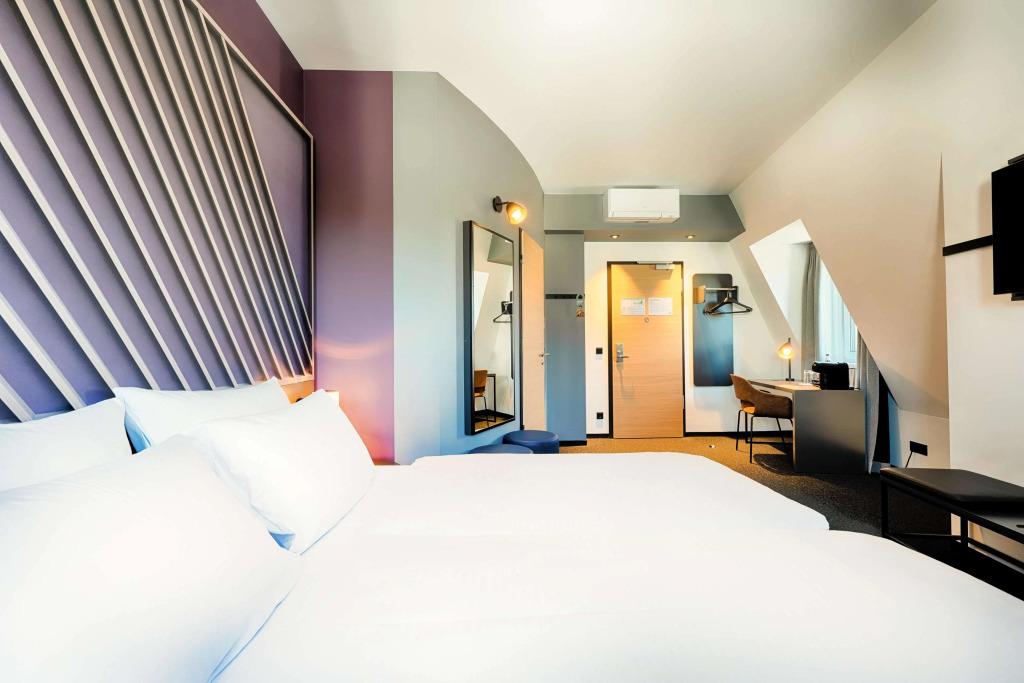 hotel image 16