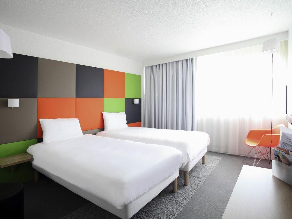 hotel image 12