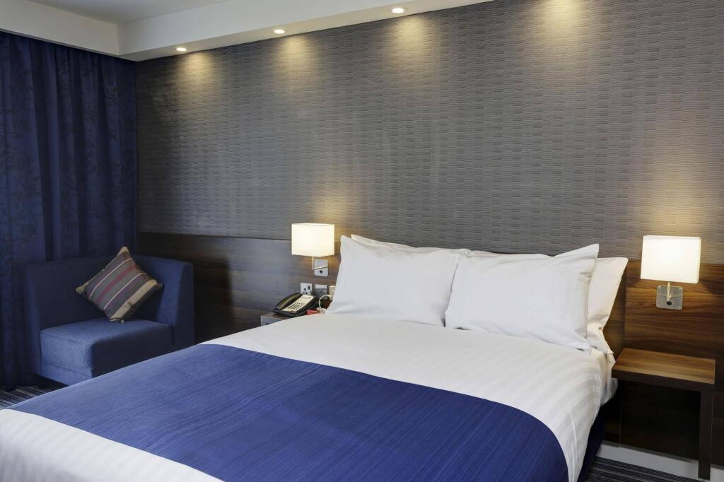 hotel image 12