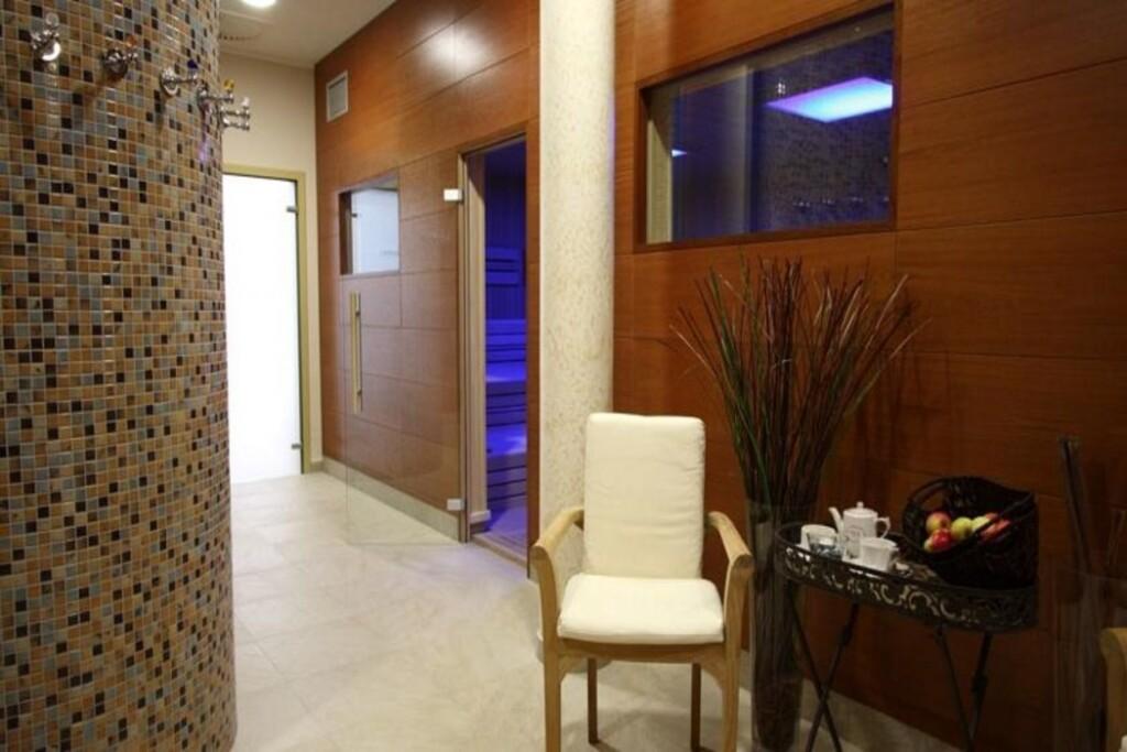 hotel image 42