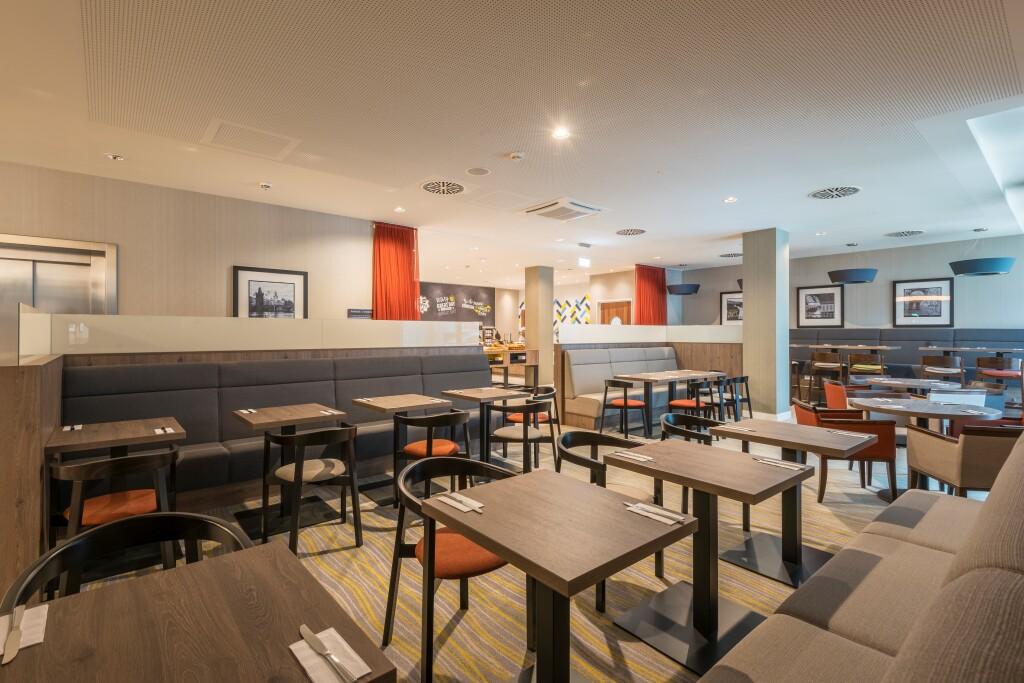 hotel image 10