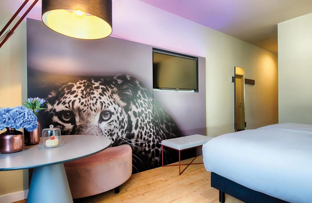 hotel image 9