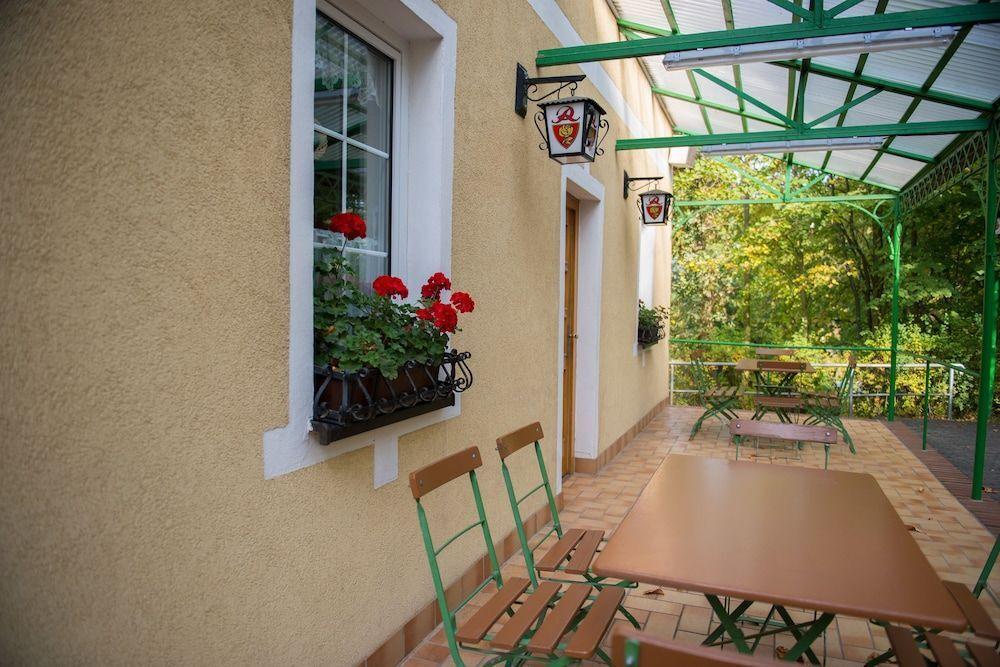 hotel image 11