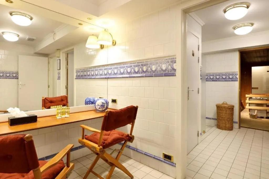 hotel image 12