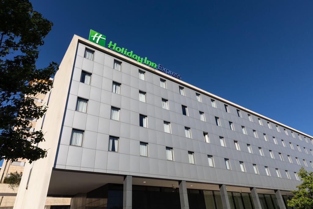 hotel image 13
