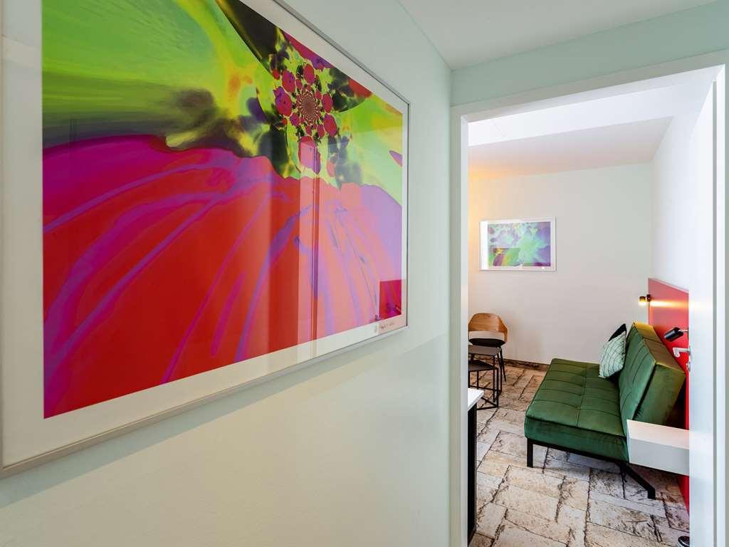 hotel image 12