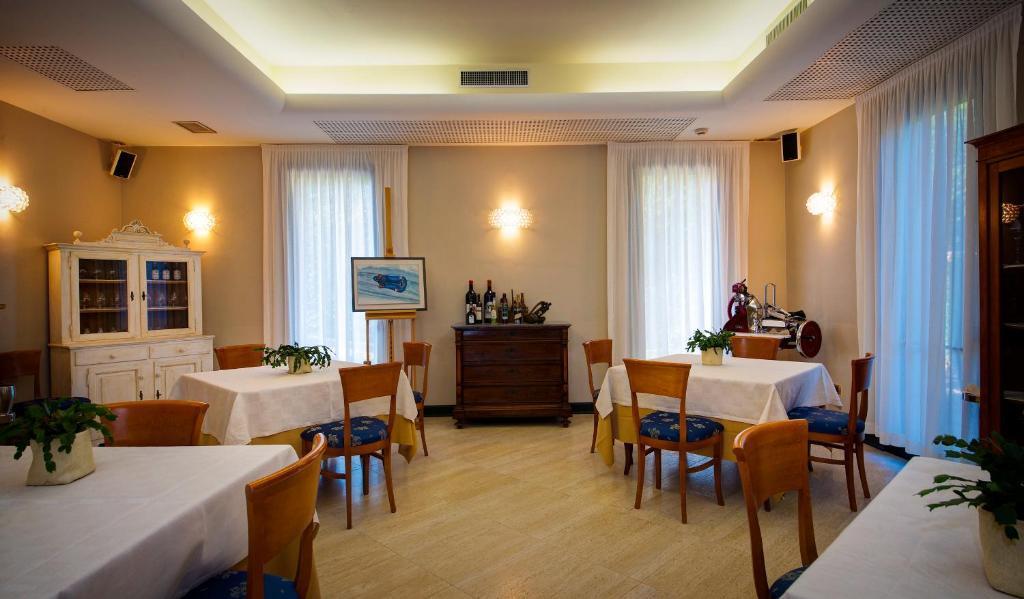 hotel image 10