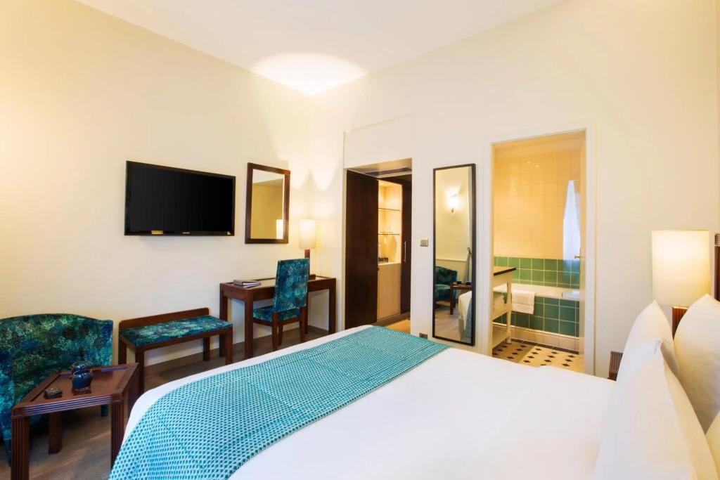 hotel image 10