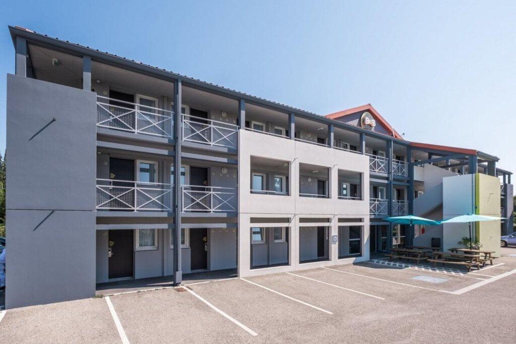 hotel