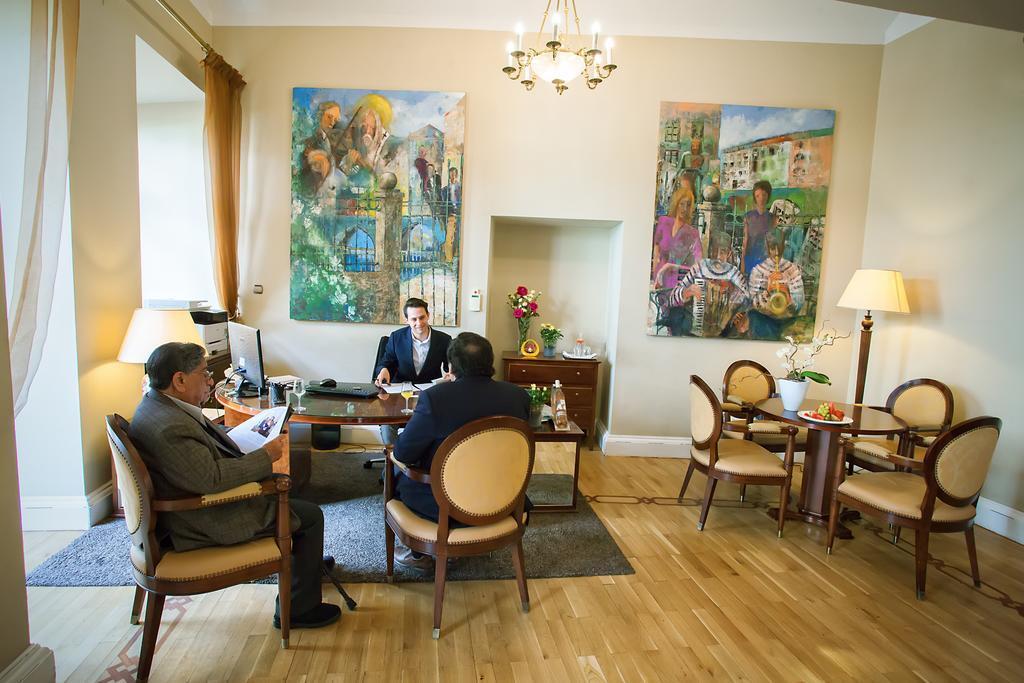 hotel image 11