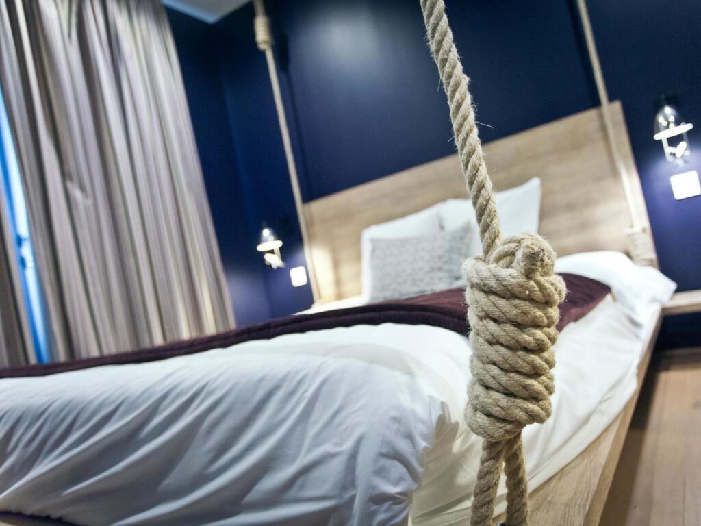 hotel image 12