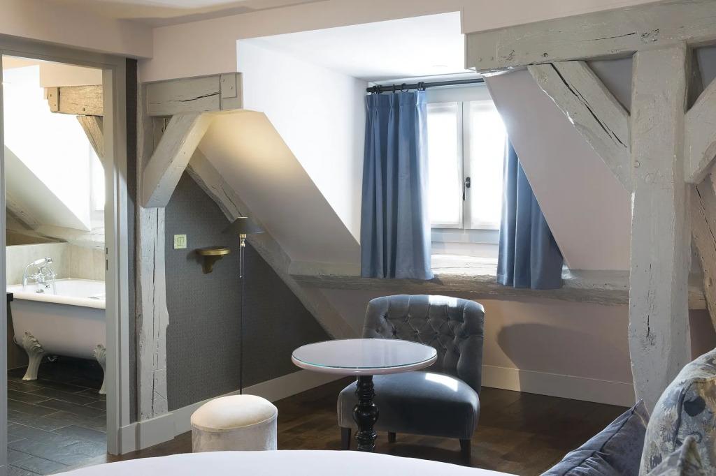 hotel image 16