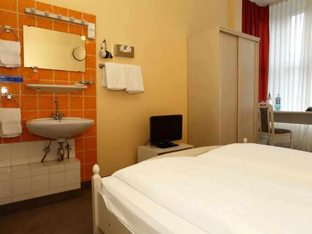 hotel image 6