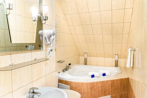 hotel image 8