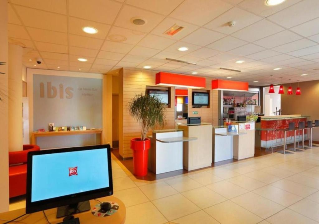 hotel image 8