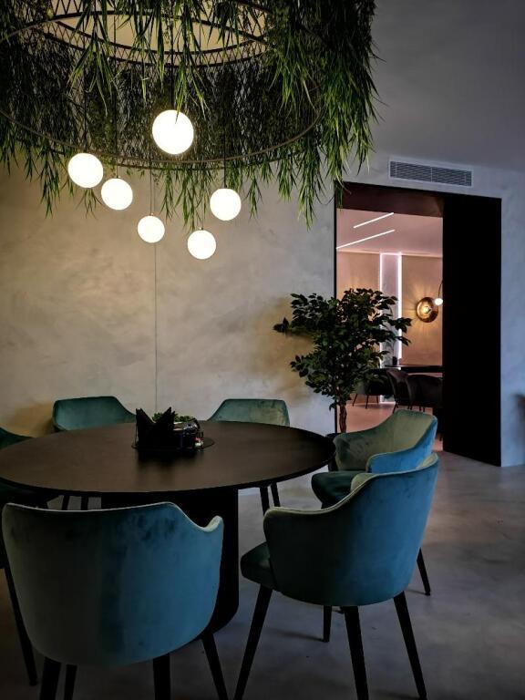 hotel image 16