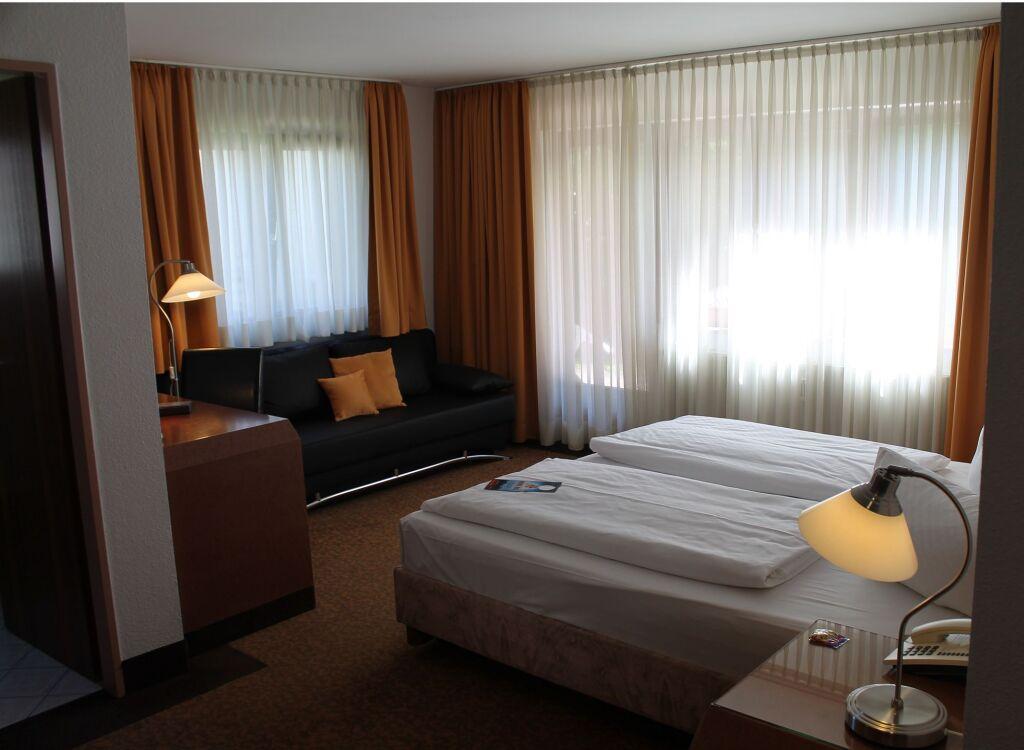 hotel image 10