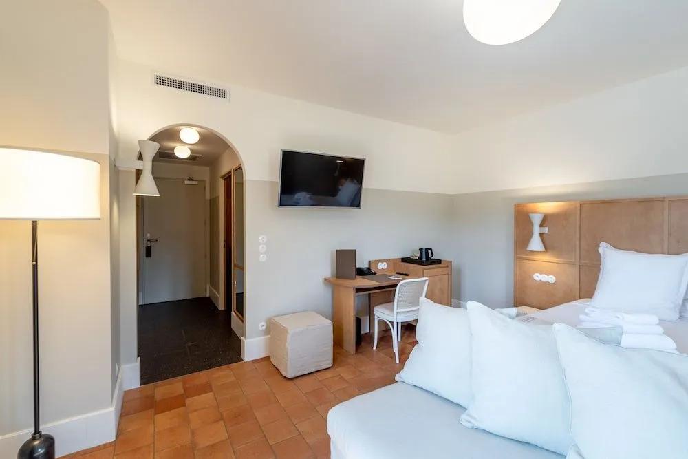 hotel image 18