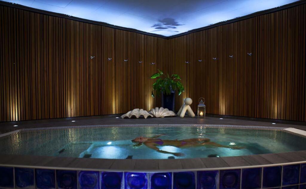 hotel image 13
