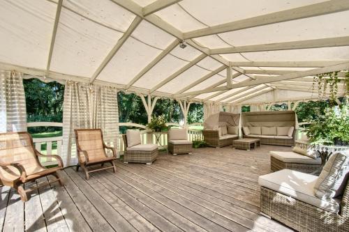hotel image 10