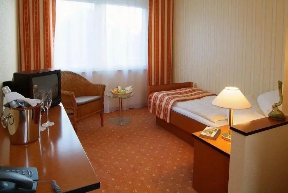 hotel image 5