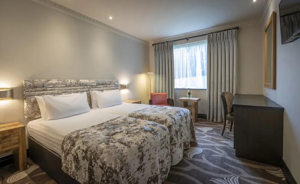 hotel image 11
