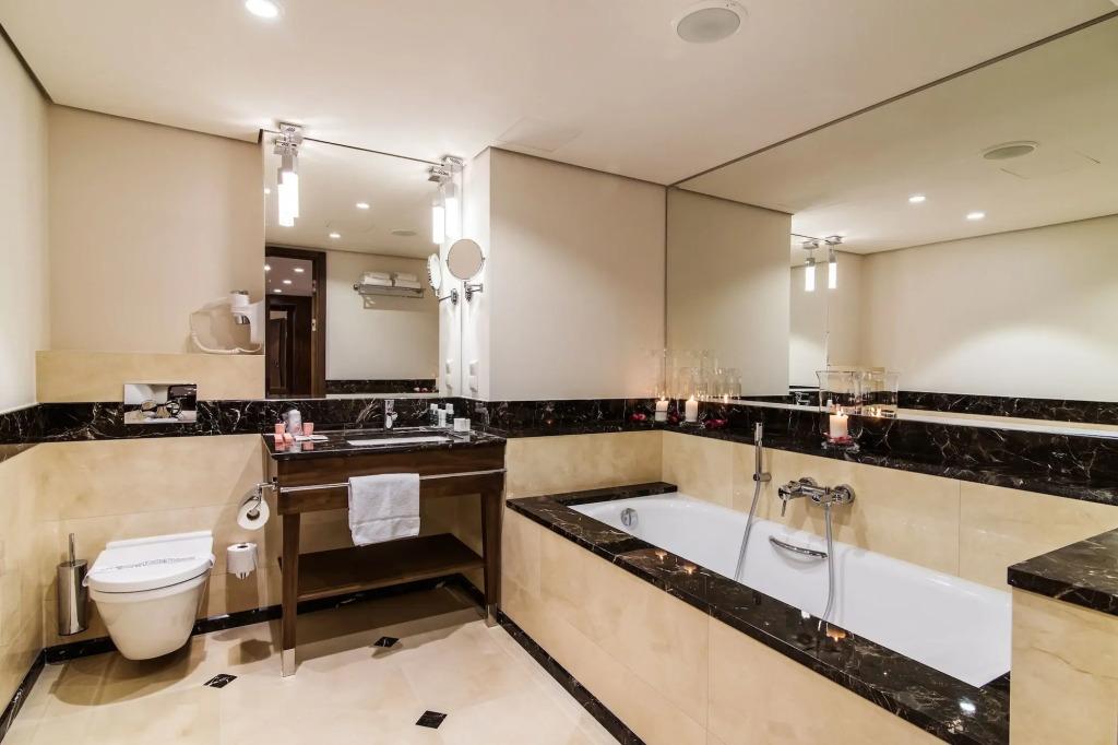 hotel image 16