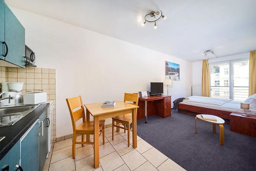 hotel image 10