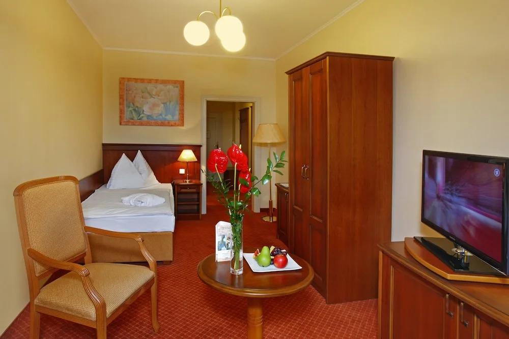 hotel image 28