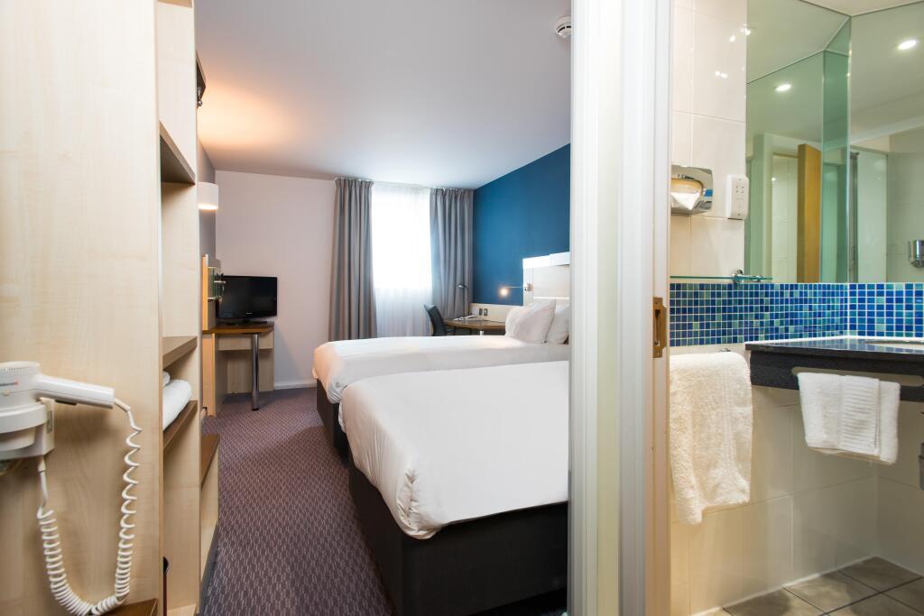 hotel image 32