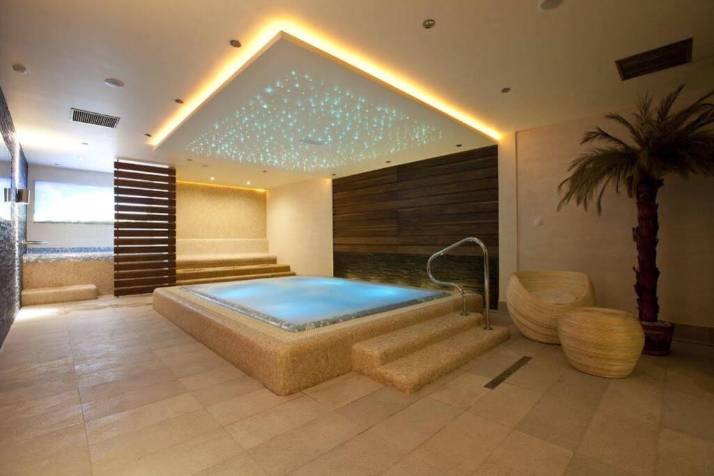 hotel image 13
