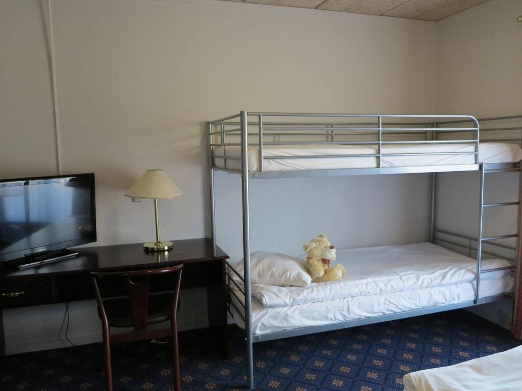 hotel image 12