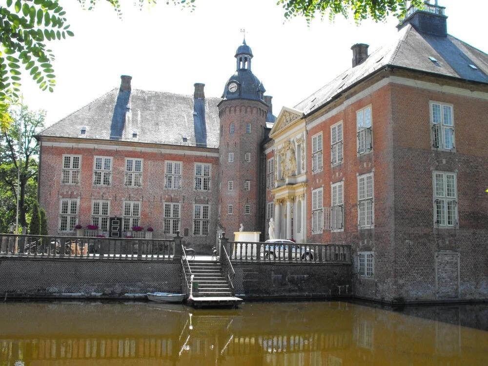 hotel image 10
