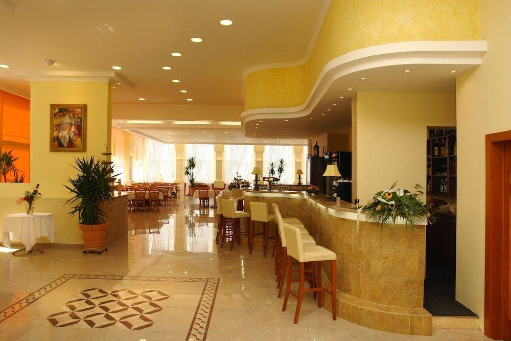 hotel image 13