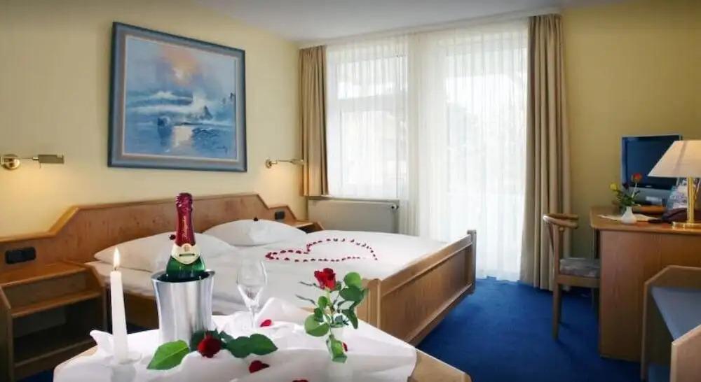 hotel image 13