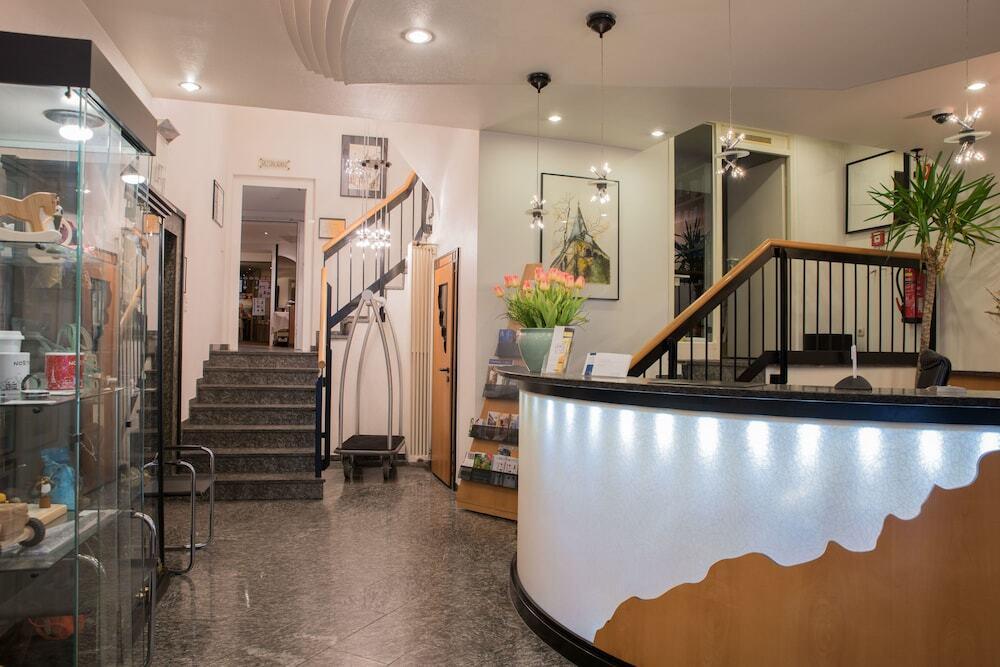 hotel image 10