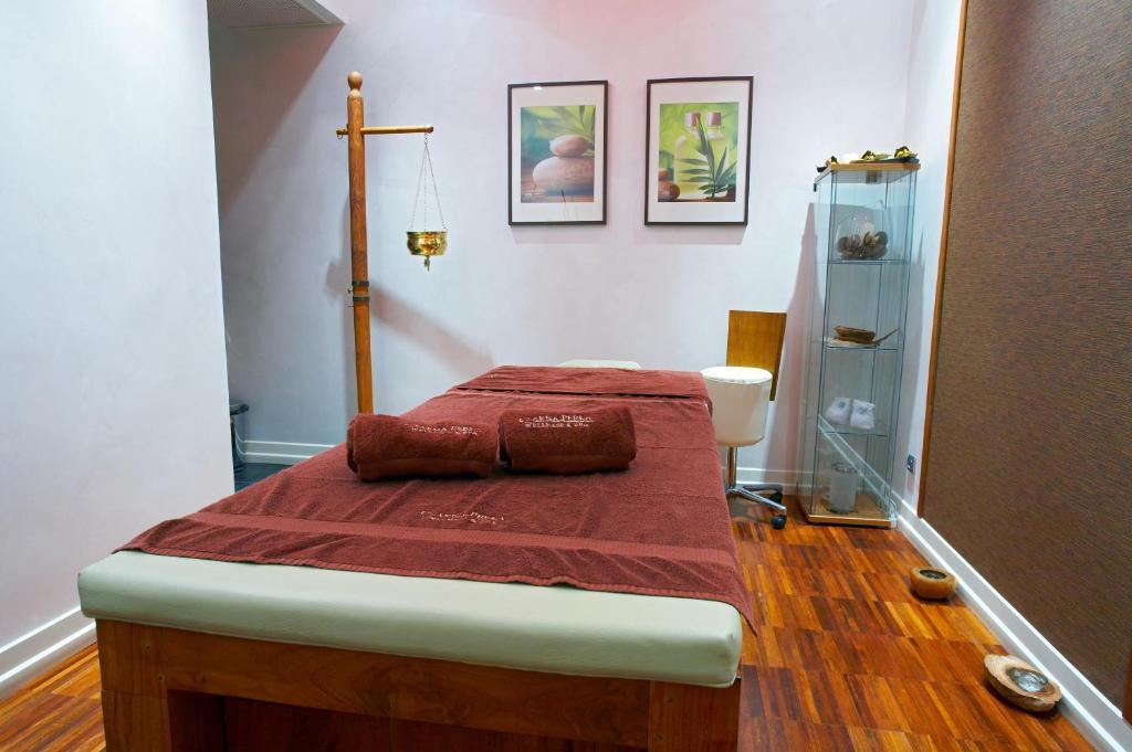 hotel image 13