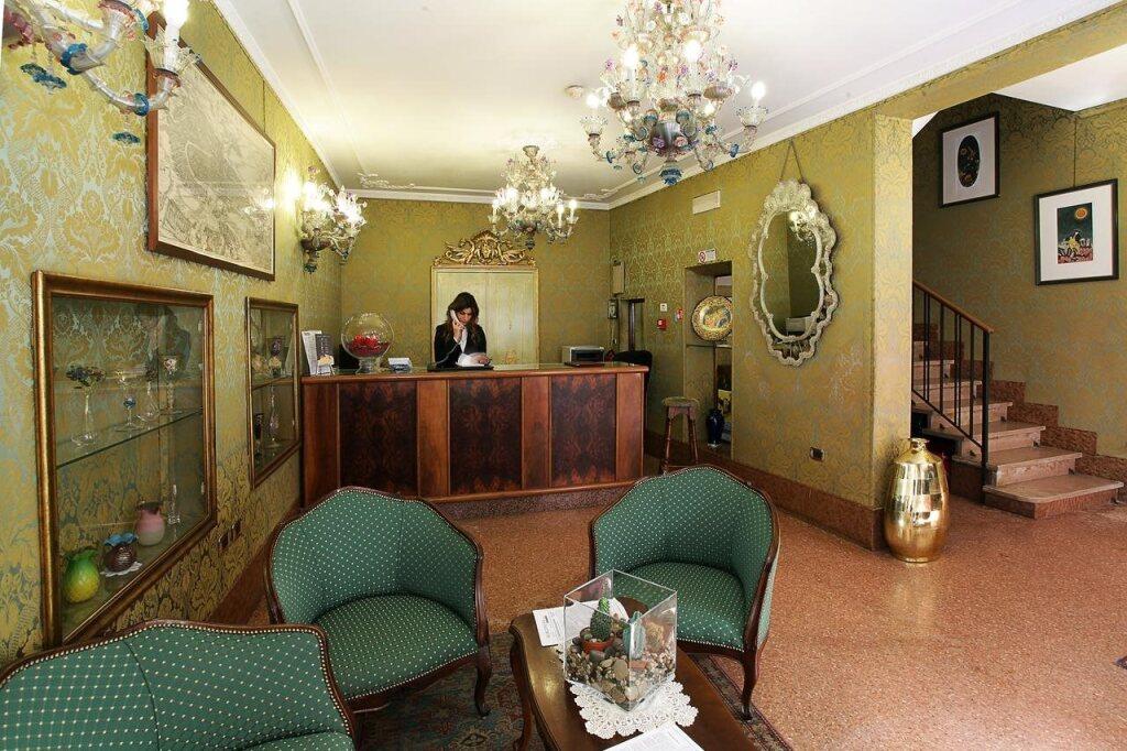 hotel image 13