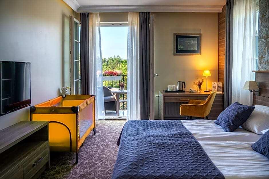 hotel image 16