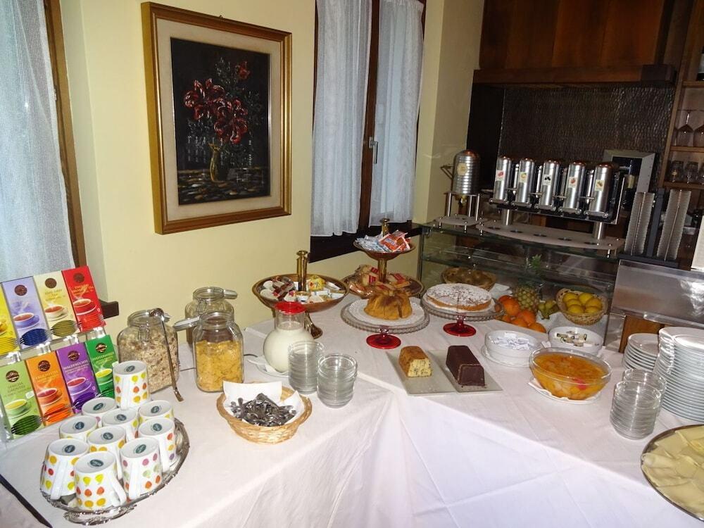 hotel image 16