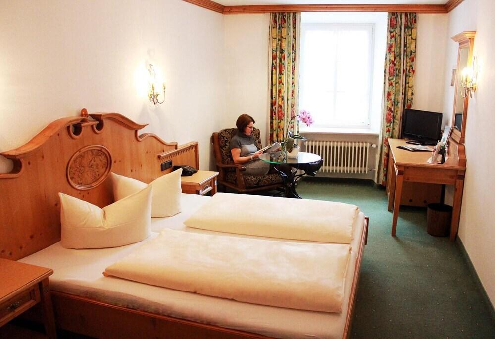 hotel image 16