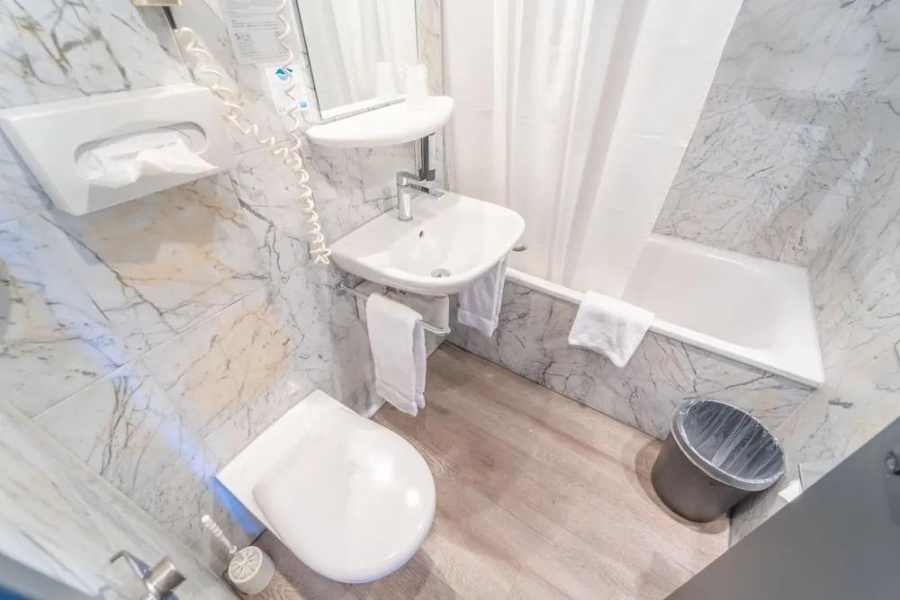 hotel image 12