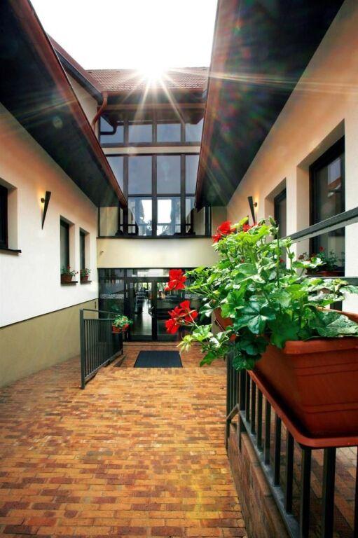 hotel image 32